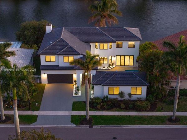 10790 Haydn Dr , Boca Raton, FL 33498