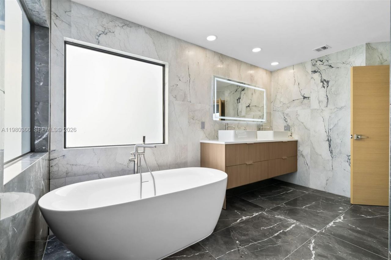 10790 Haydn Dr , Boca Raton, FL 33498 Photo