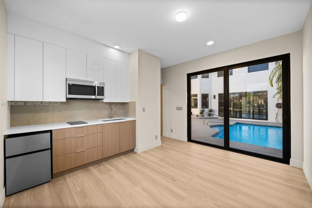 10790 Haydn Dr, Boca Raton, FL 33498 Photo