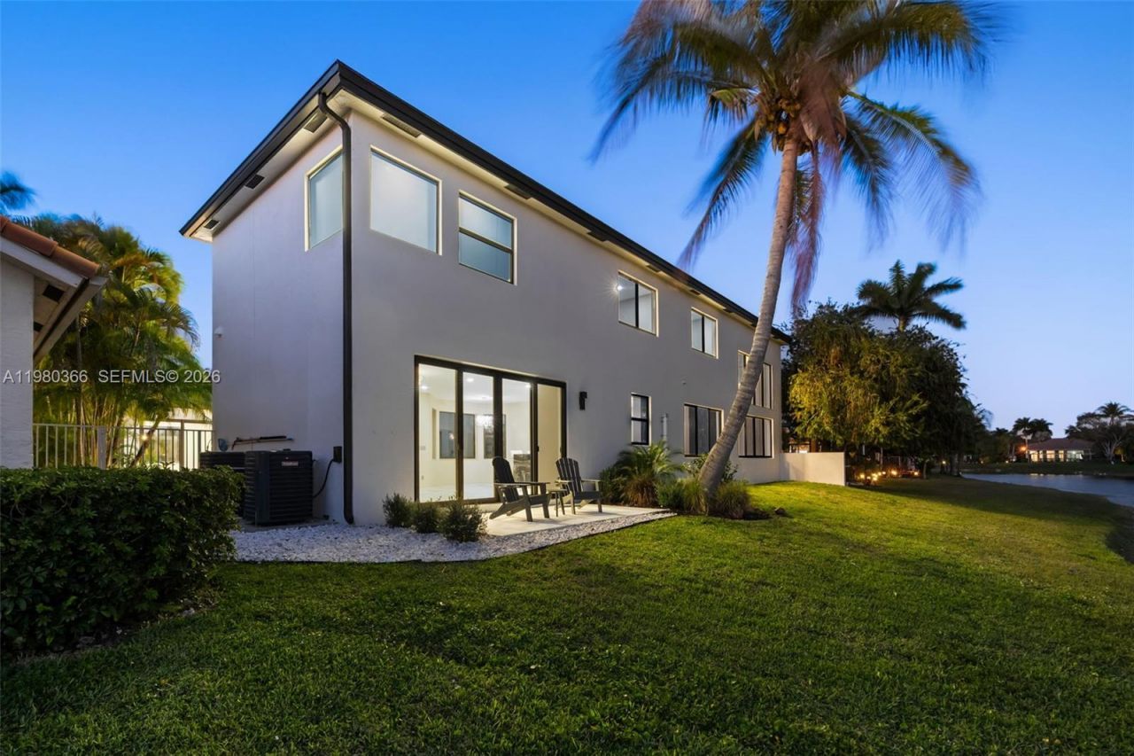 10790 Haydn Dr, Boca Raton, FL 33498 Photo