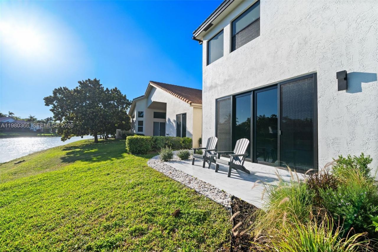 10790 Haydn Dr , Boca Raton, FL 33498 Photo