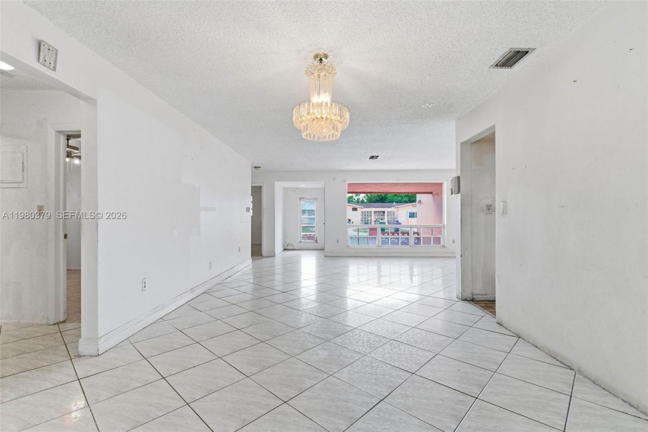 7749 Fairway Blvd , Miramar, FL 33023 Photo