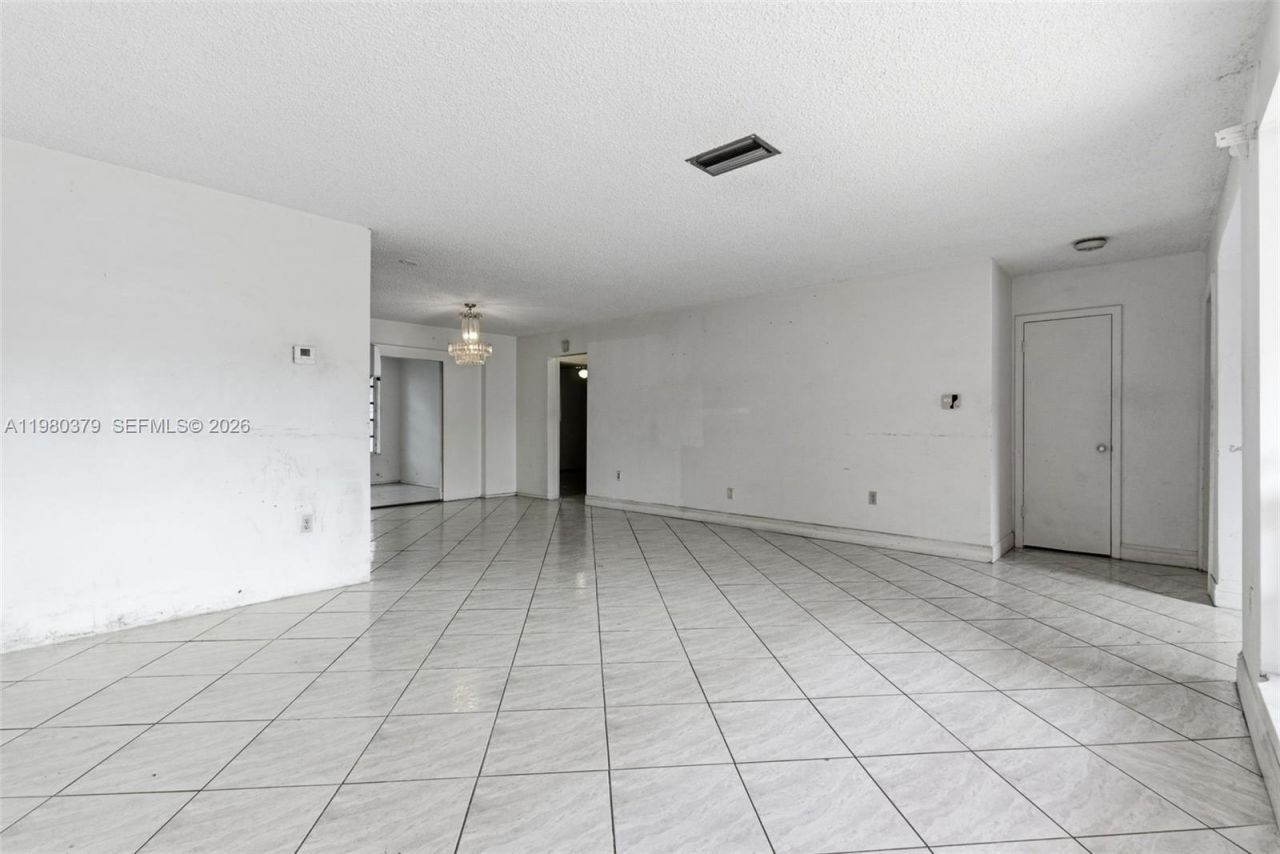 7749 Fairway Blvd , Miramar, FL 33023 Photo