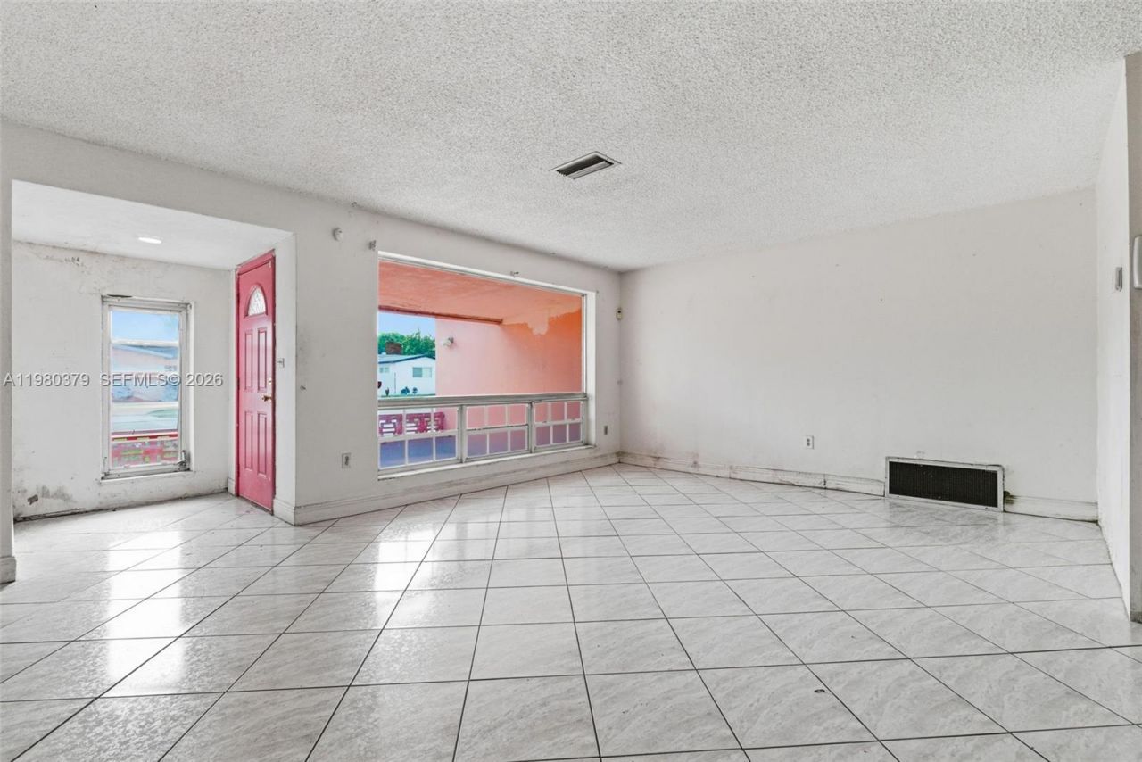 7749 Fairway Blvd , Miramar, FL 33023 Photo