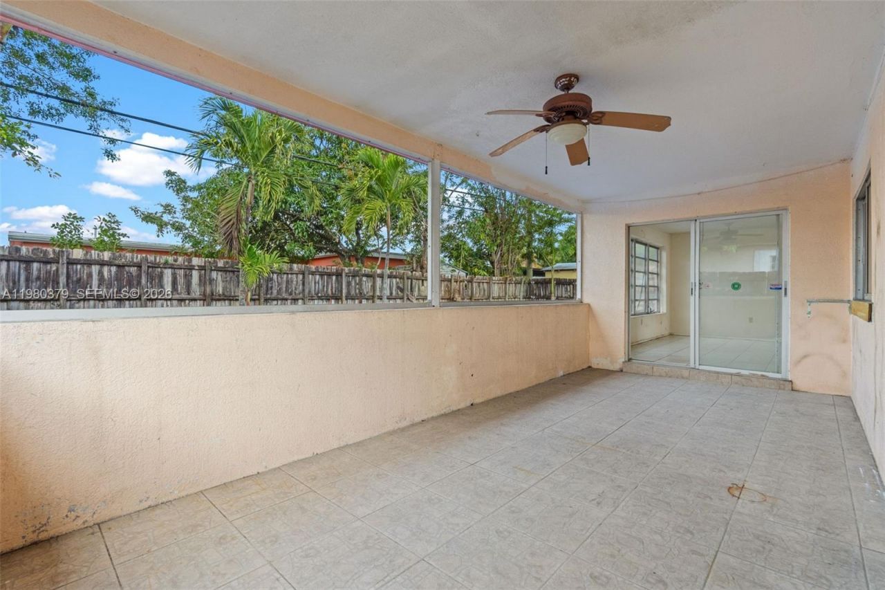 7749 Fairway Blvd , Miramar, FL 33023 Photo