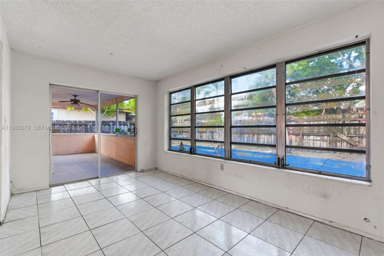 7749 Fairway Blvd , Miramar, FL 33023 Photo