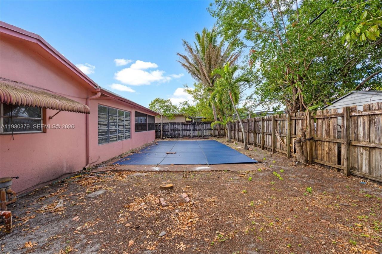 7749 Fairway Blvd , Miramar, FL 33023 Photo