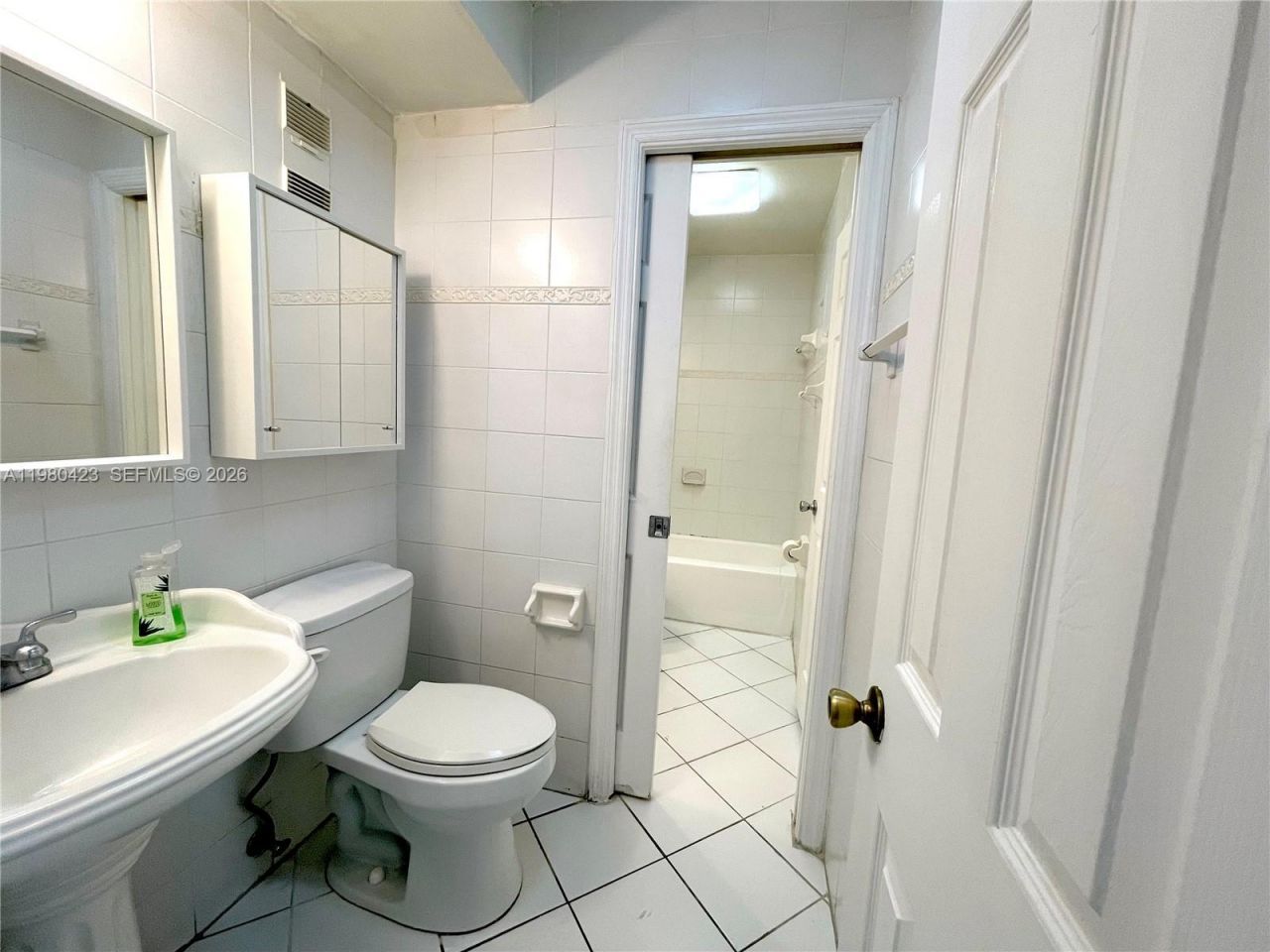 2138 SW 6th St, Unit 201, Miami, FL 33135 Photo