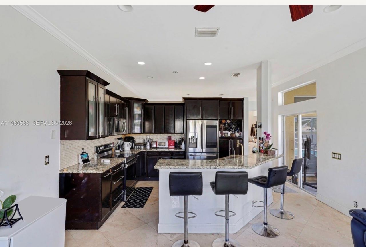 1400 Meadows Blvd , Weston, FL 33327 Photo