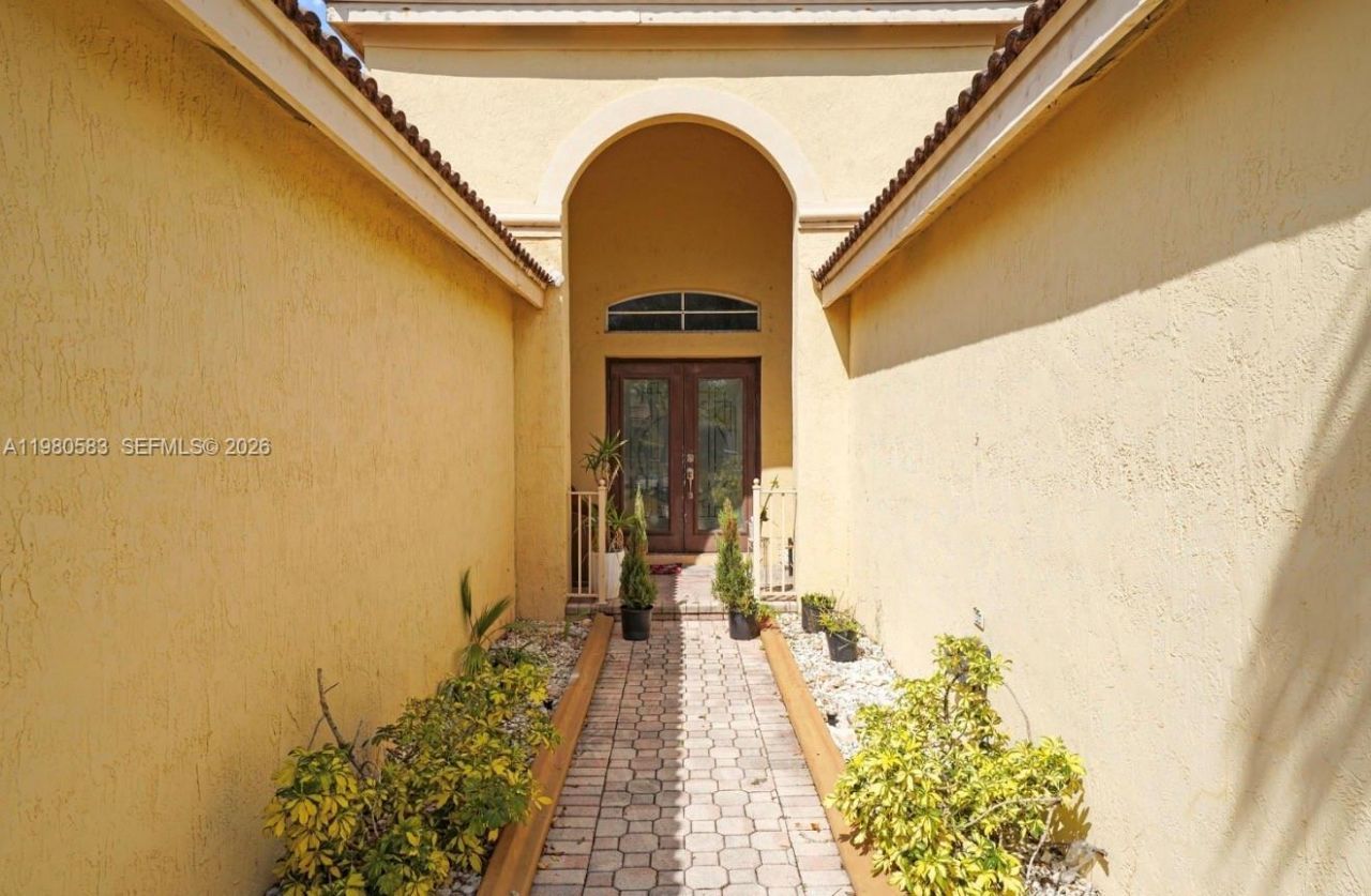 1400 Meadows Blvd , Weston, FL 33327 Photo