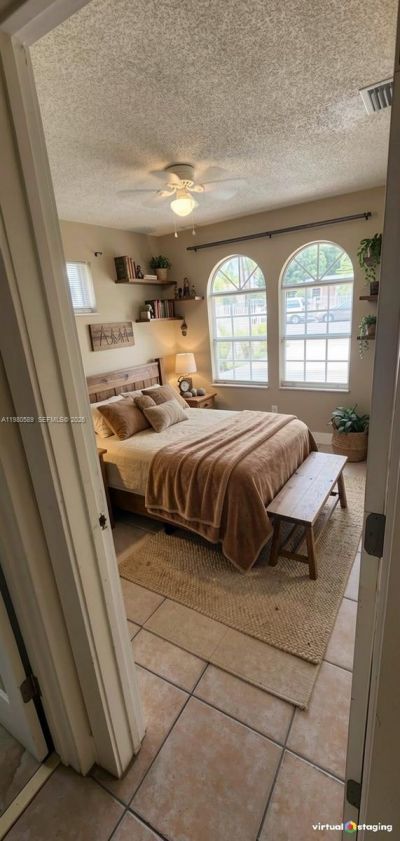 880 E 26th St, Hialeah, FL 33013 Photo