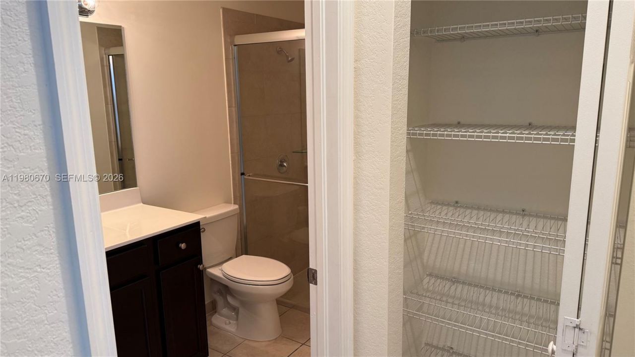 10348 W 33rd Ln , Unit 10348, Hialeah, FL 33018 Photo