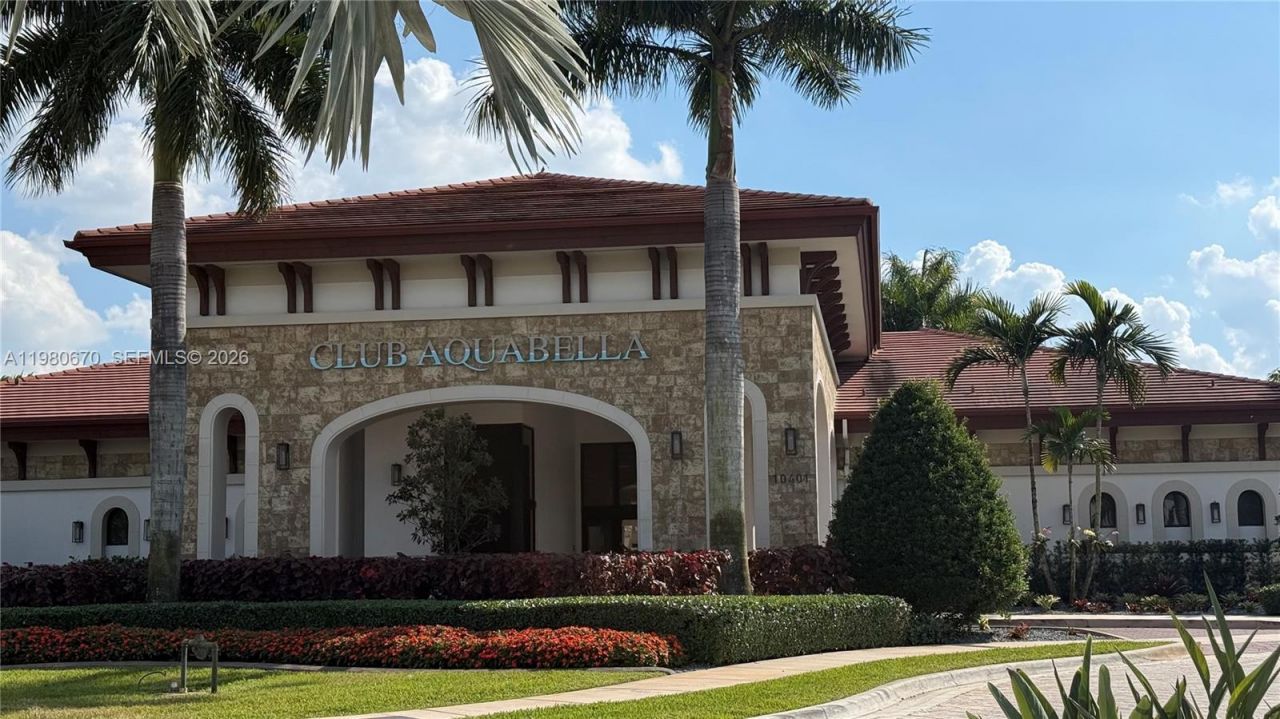 10348 W 33rd Ln , Unit 10348, Hialeah, FL 33018 Photo