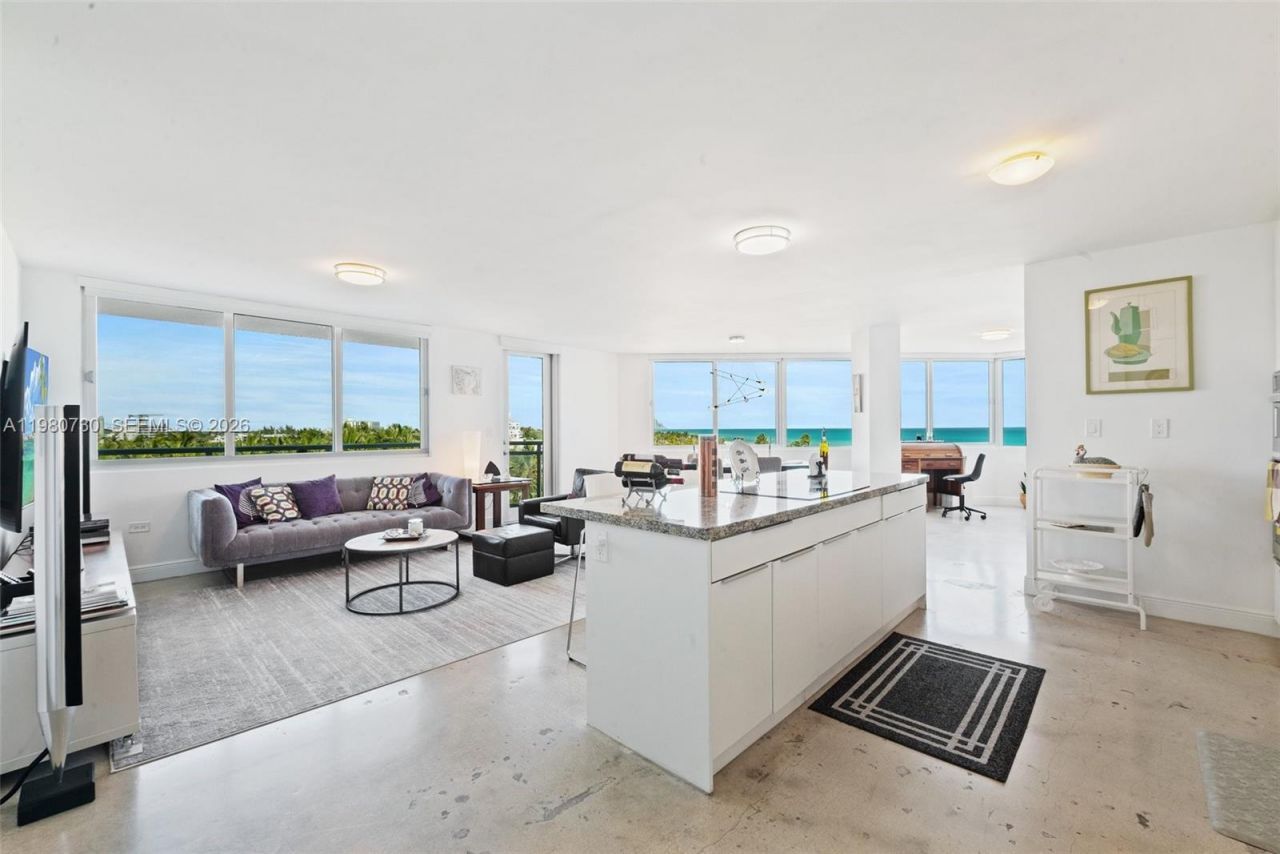 7135 Collins Ave, Unit 605, Miami Beach, FL 33141 Photo