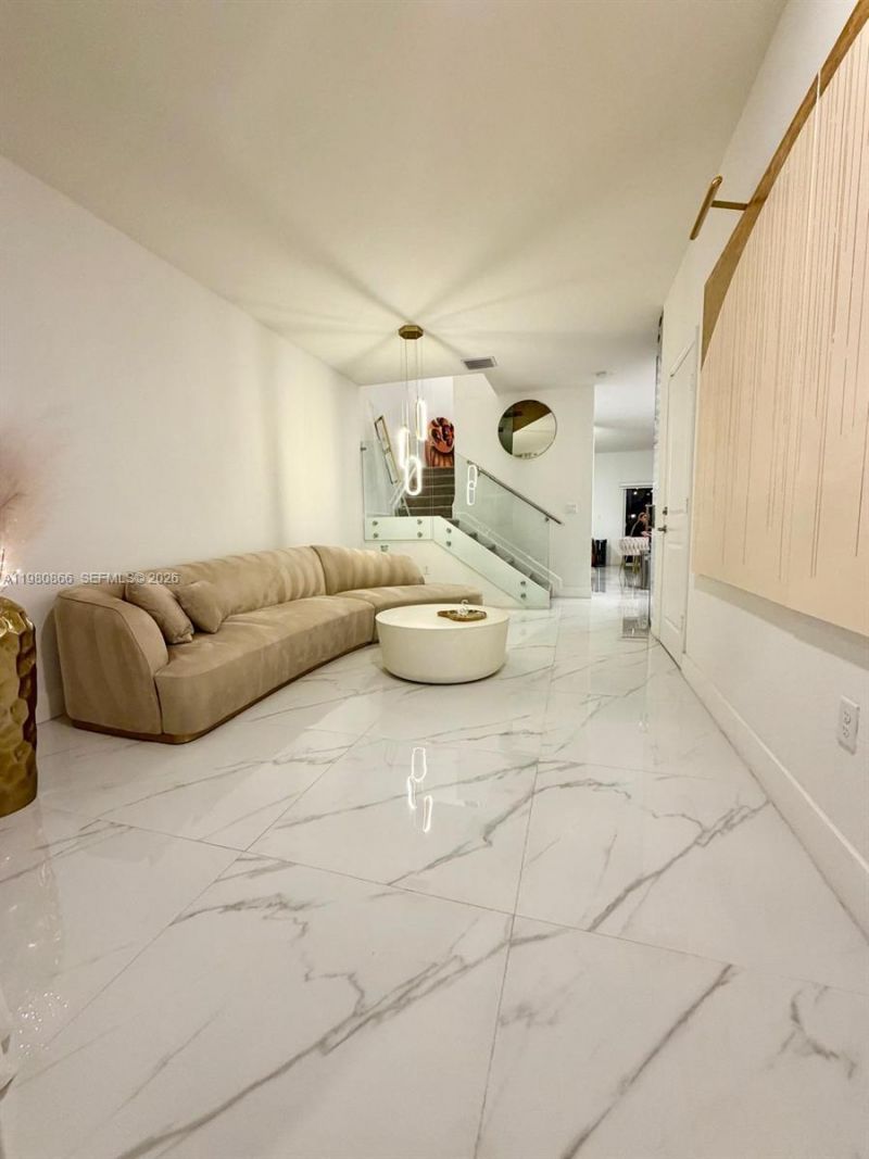 2355 NW 125th St , Miami, FL 33167 Photo