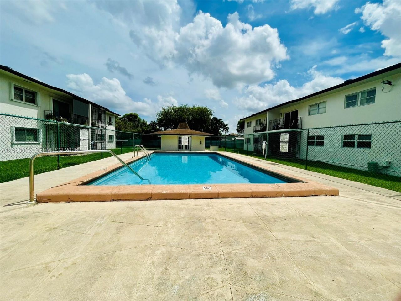 9520 SW 8th St, Unit 123, Miami, FL 33174 Photo