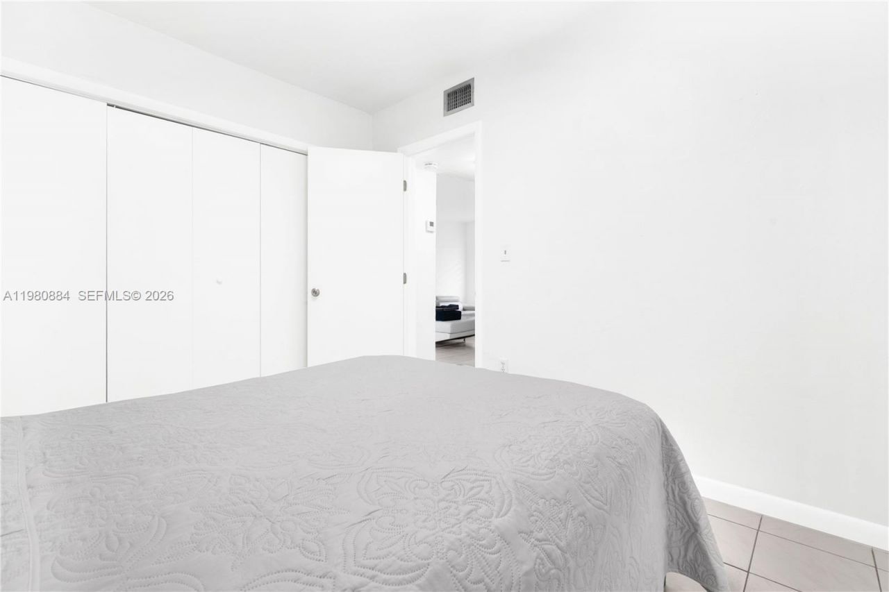 1281 W 29th St , Unit 6, Hialeah, FL 33012 Photo