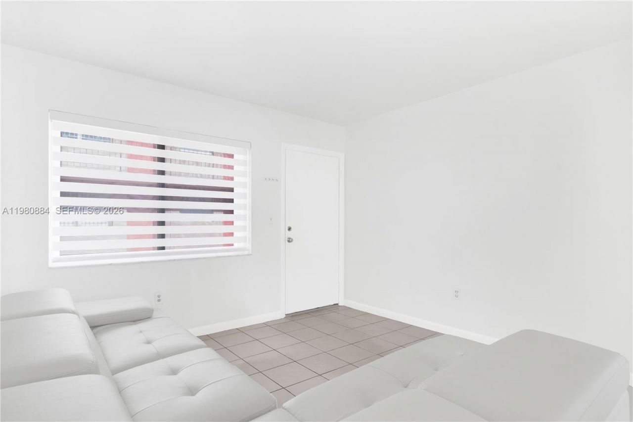 1281 W 29th St , Unit 6, Hialeah, FL 33012 Photo