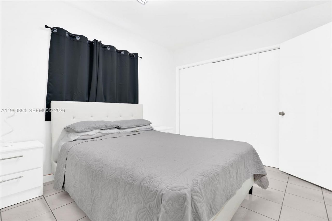 1281 W 29th St , Unit 6, Hialeah, FL 33012 Photo