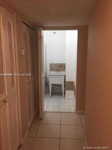 17890 W Dixie Hwy , Unit 106, North Miami Beach, FL 33160 Photo