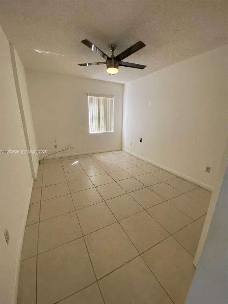 6820 W Flagler St , Unit 202, Miami, FL 33144 Photo