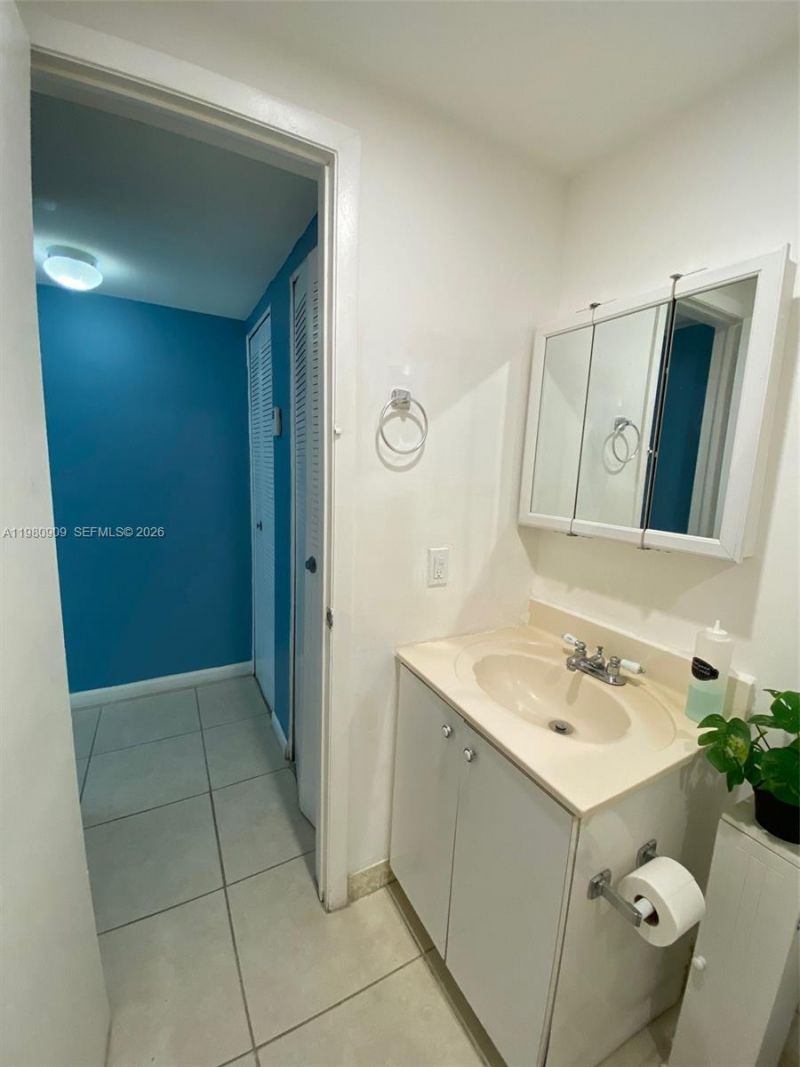 6820 W Flagler St , Unit 202, Miami, FL 33144 Photo