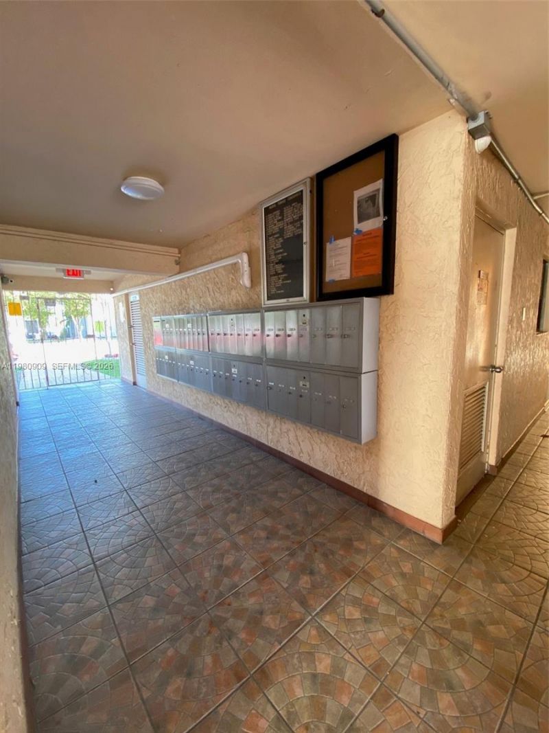 6820 W Flagler St , Unit 202, Miami, FL 33144 Photo