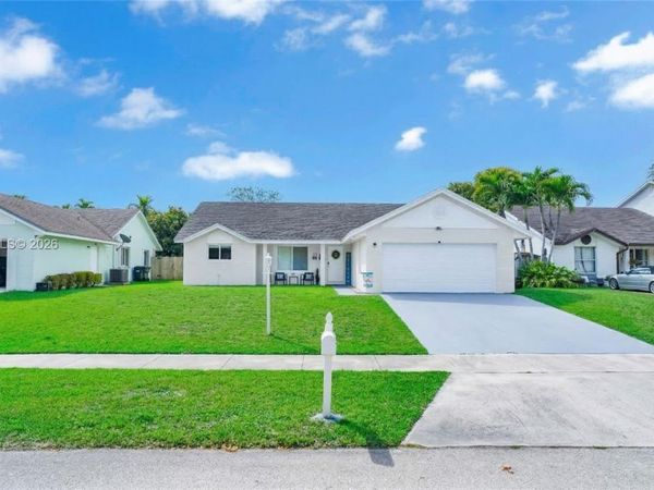 9770 SW 216th Ter , Cutler Bay, FL 33190