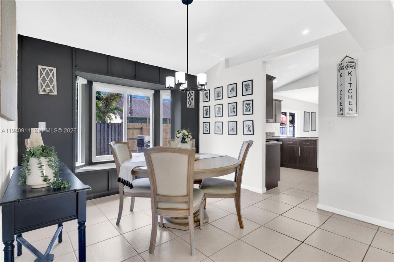 9770 SW 216th Ter , Cutler Bay, FL 33190 Photo