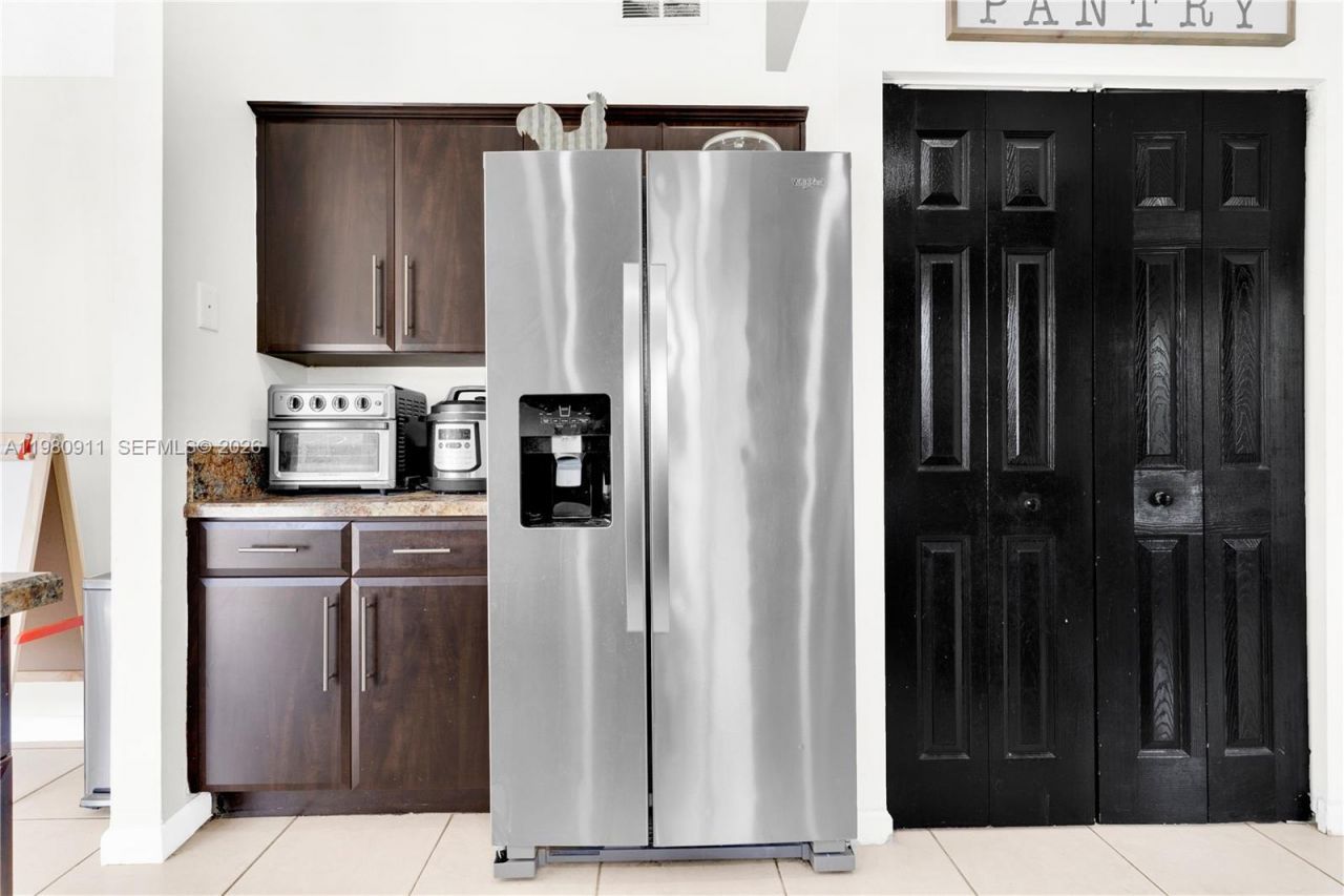 9770 SW 216th Ter , Cutler Bay, FL 33190 Photo