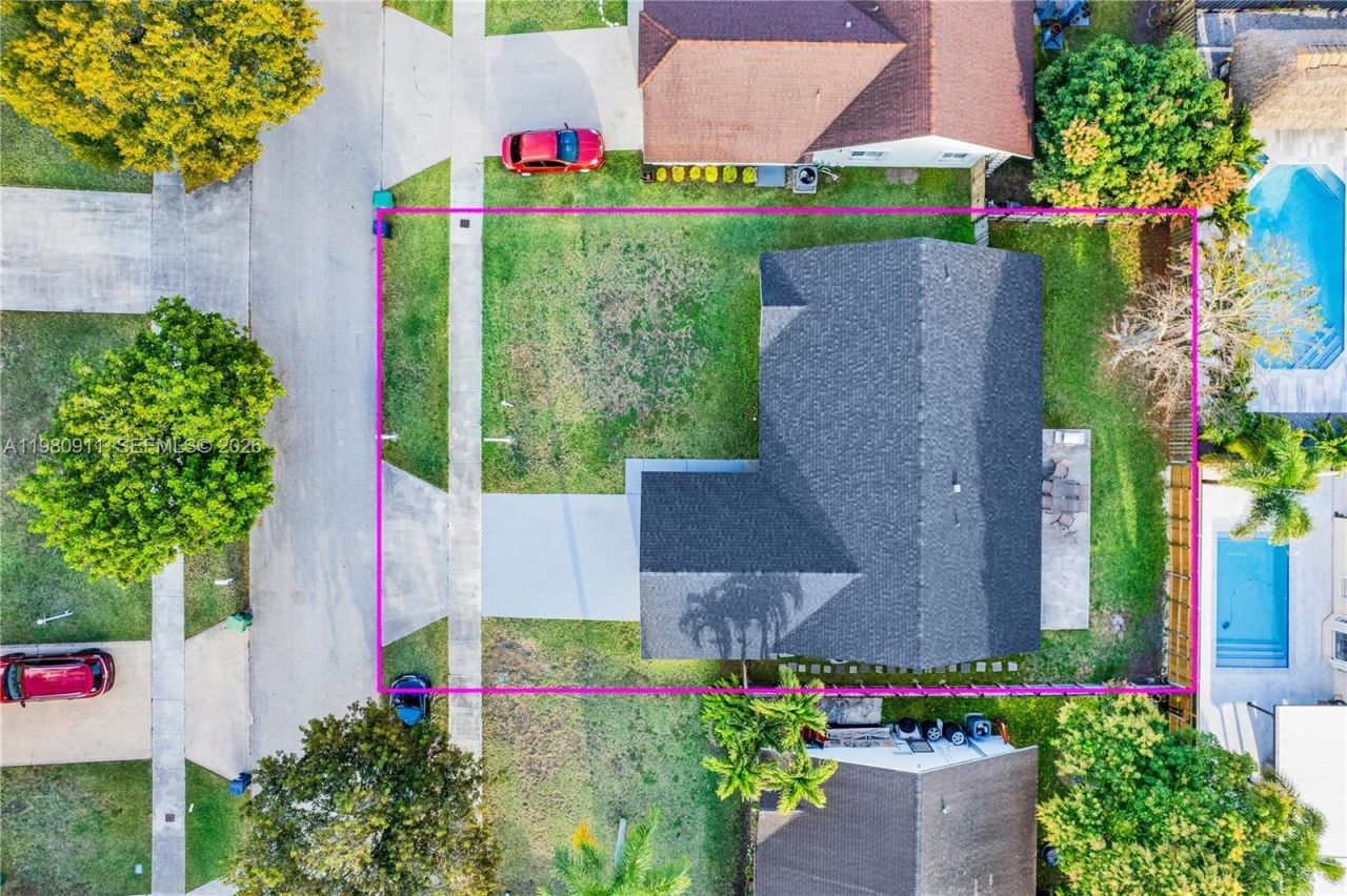 9770 SW 216th Ter , Cutler Bay, FL 33190 Photo