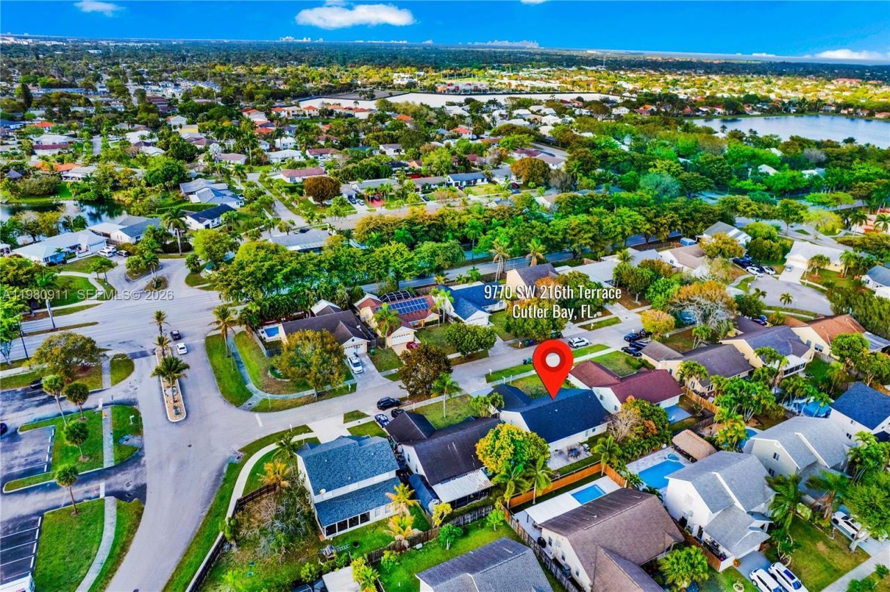 9770 SW 216th Ter , Cutler Bay, FL 33190 Photo