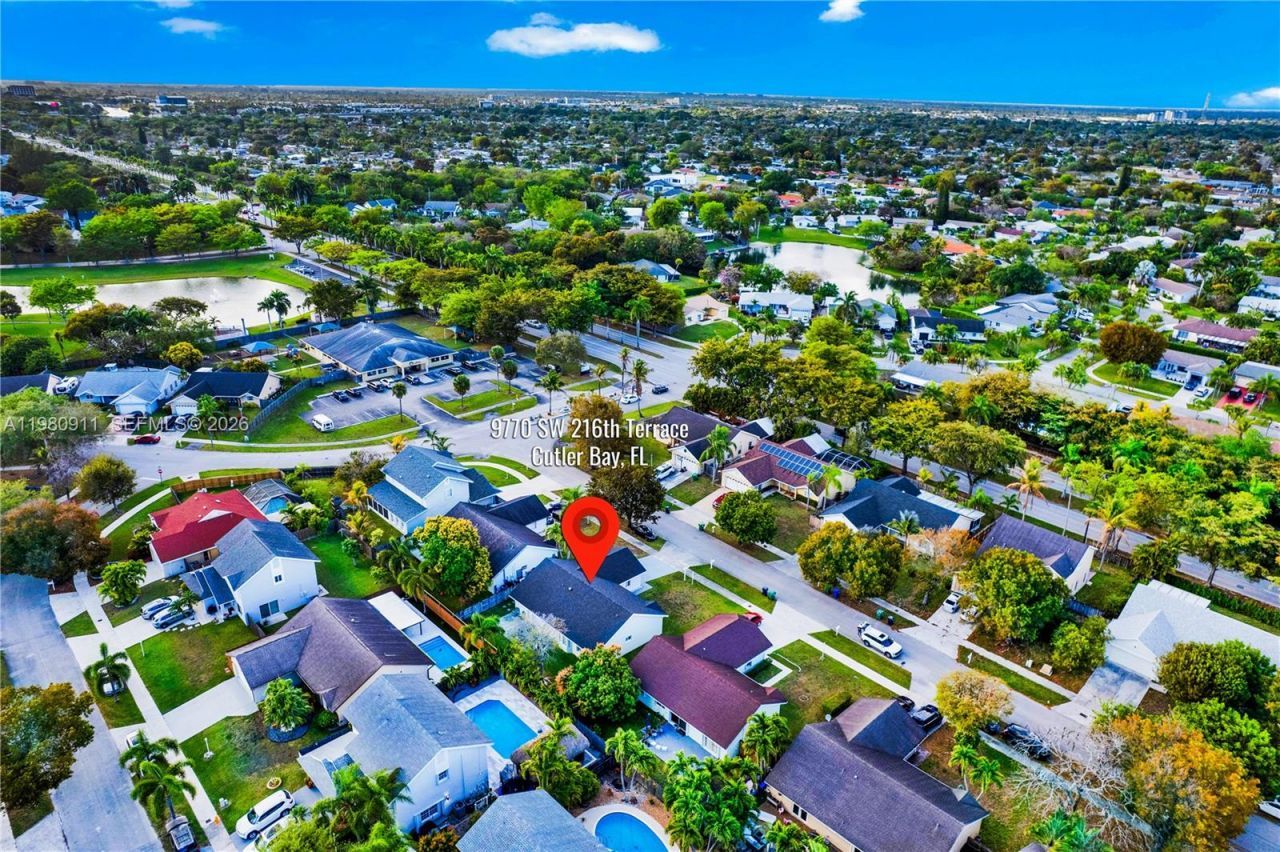 9770 SW 216th Ter , Cutler Bay, FL 33190 Photo