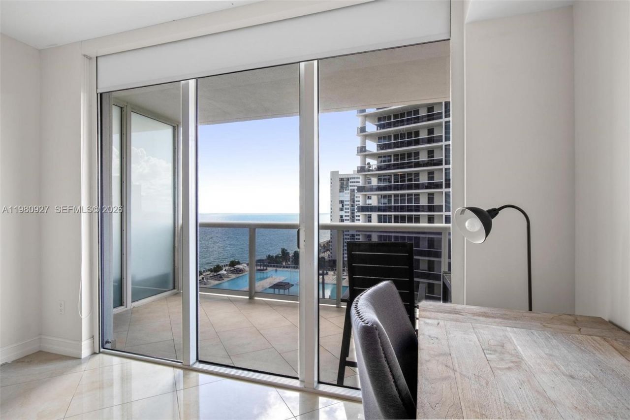 1830 S Ocean Dr, Unit 1406, Hallandale Beach, FL 33009 Photo