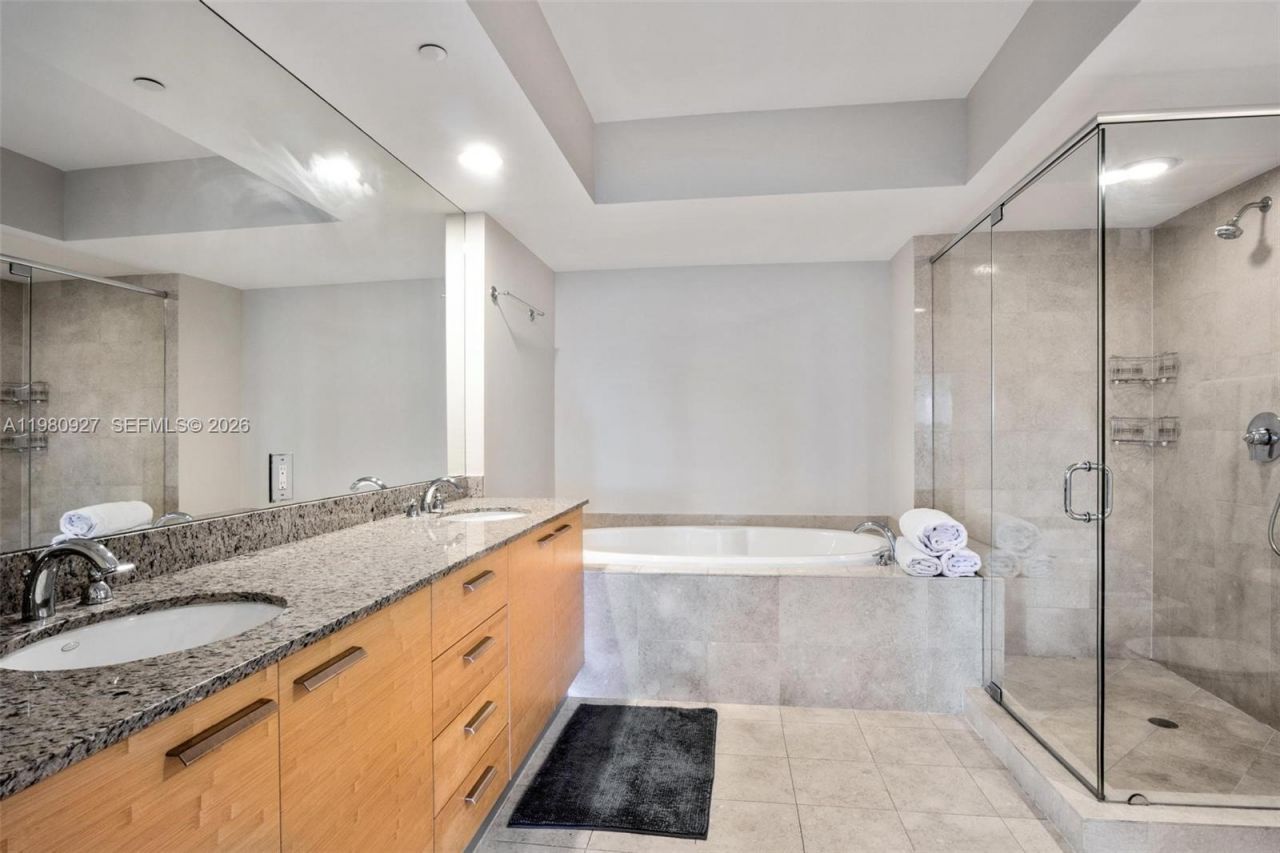 1830 S Ocean Dr, Unit 1406, Hallandale Beach, FL 33009 Photo