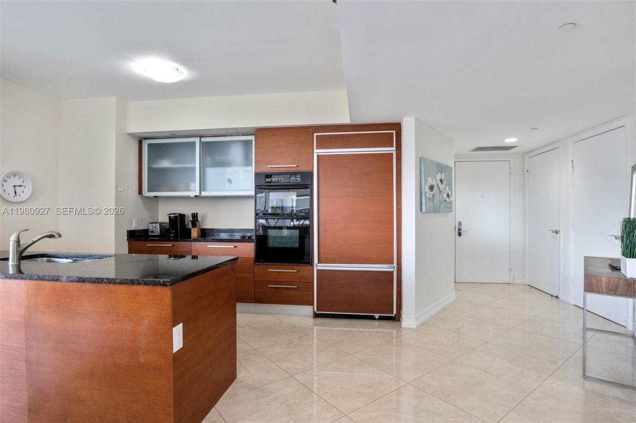 1830 S Ocean Dr, Unit 1406, Hallandale Beach, FL 33009 Photo