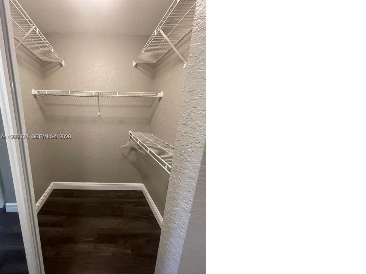 2811 N Oakland Forest Dr , Unit 110, Oakland Park, FL 33309 Photo