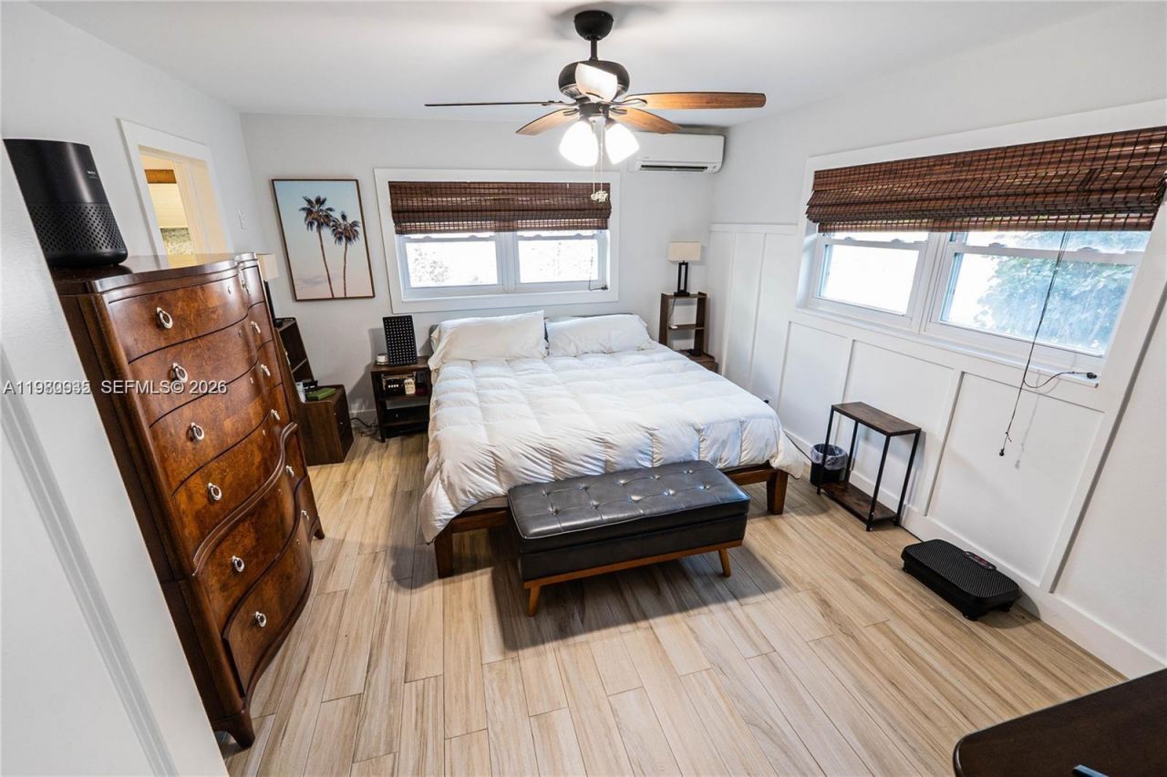 1304 N 40th Ave , Hollywood, FL 33021 Photo