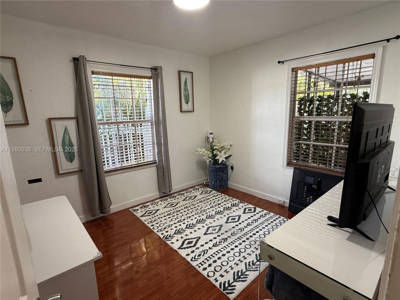 840 NW 130th St , North Miami, FL 33168 Photo