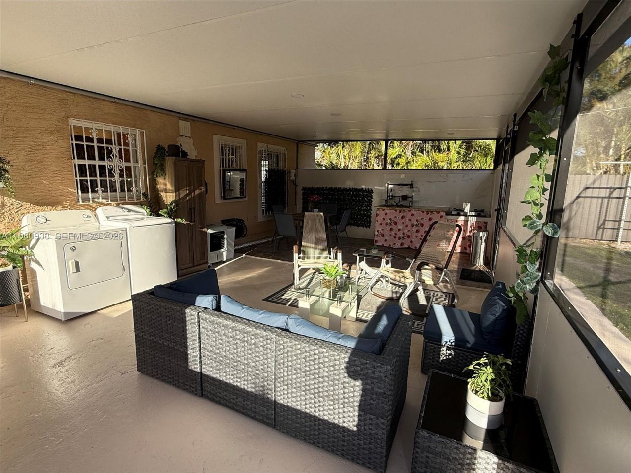 840 NW 130th St , North Miami, FL 33168 Photo