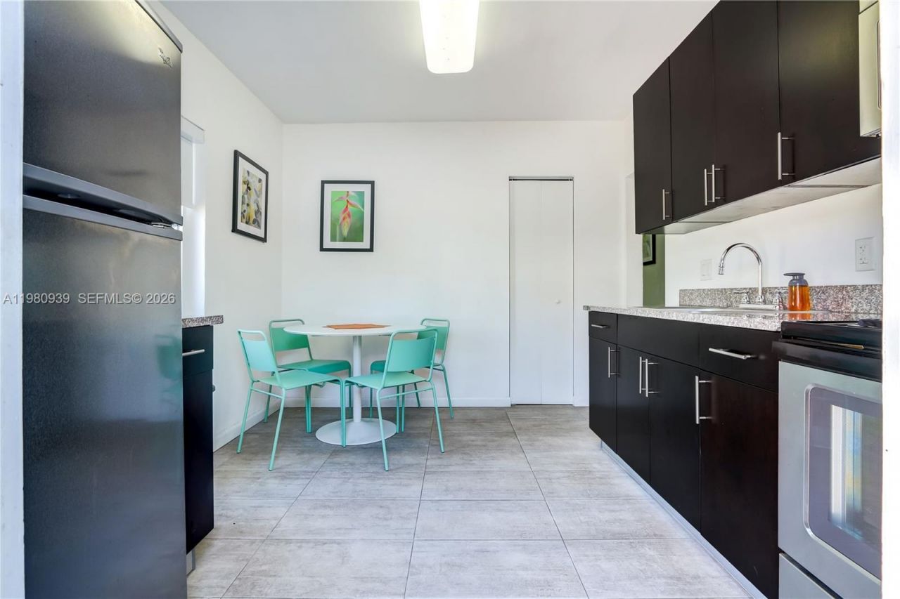 8826 NE 2nd Avenue , Unit 8826, El Portal, FL 33138 Photo