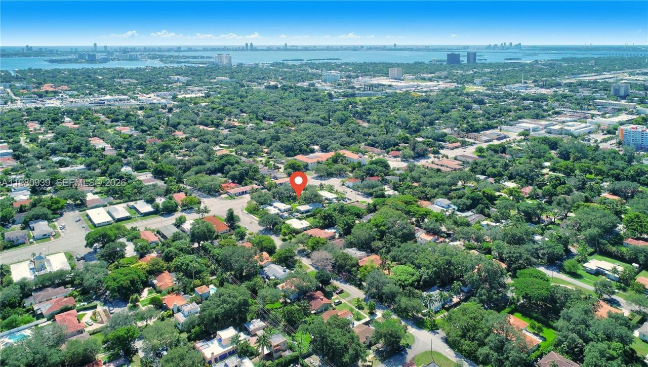 8826 NE 2nd Avenue , Unit 8826, El Portal, FL 33138 Photo