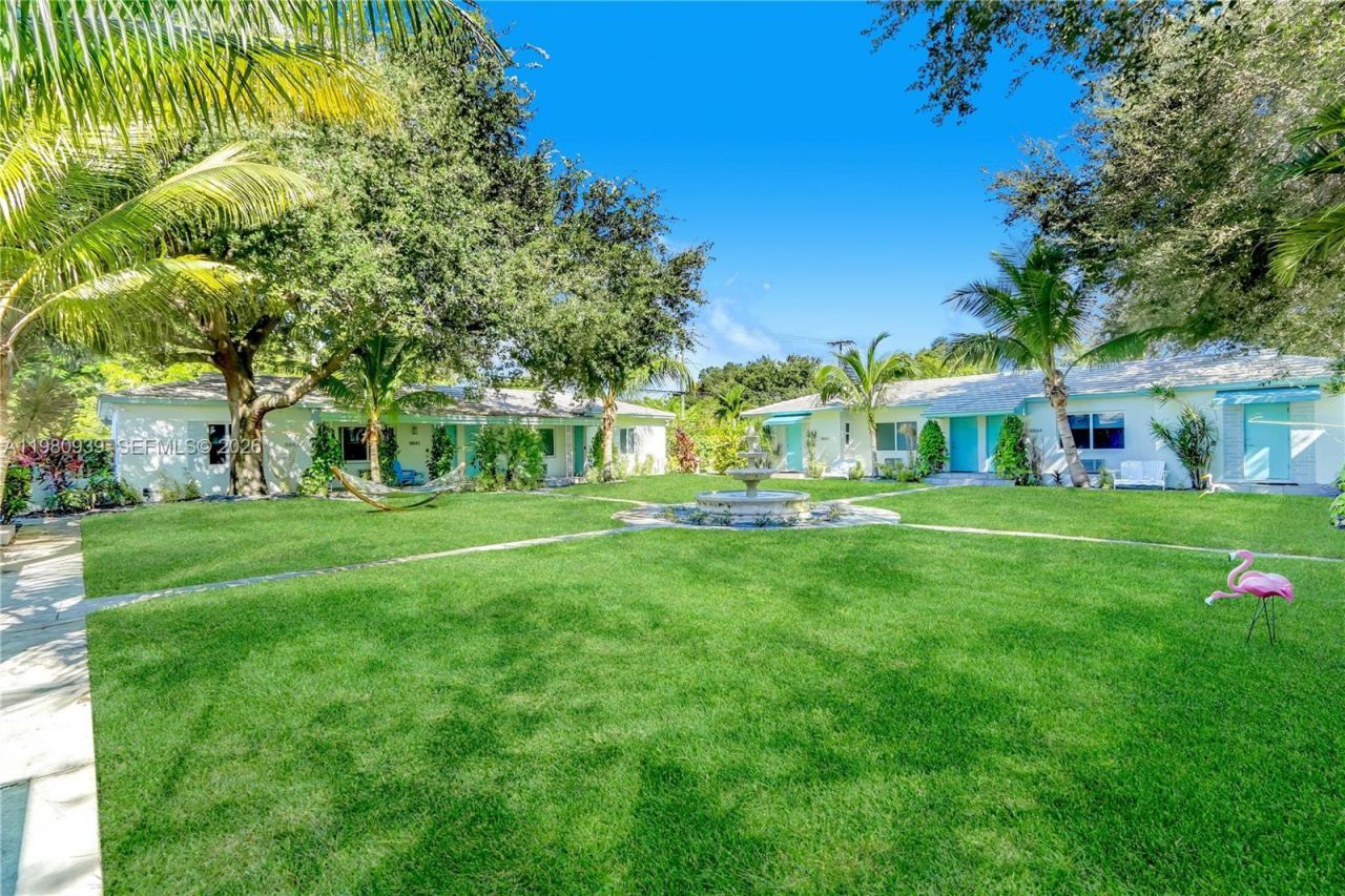 8826 NE 2nd Avenue , Unit 8826, El Portal, FL 33138 Photo