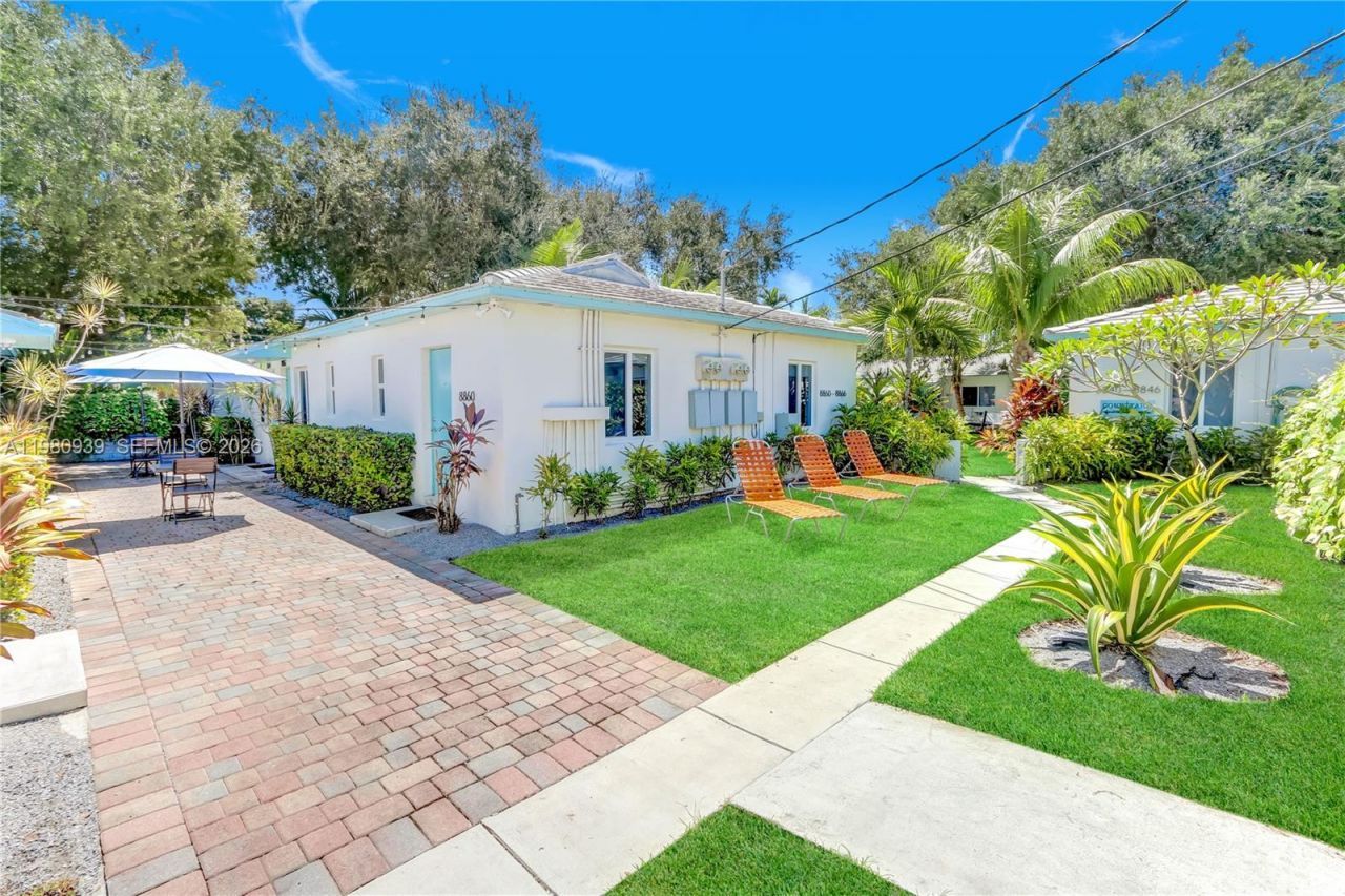 8826 NE 2nd Avenue , Unit 8826, El Portal, FL 33138 Photo