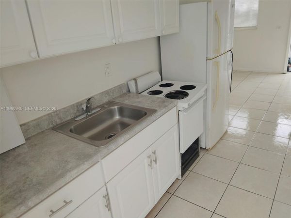 519 NW 8th Ave , Unit 4, Fort Lauderdale, FL 33311