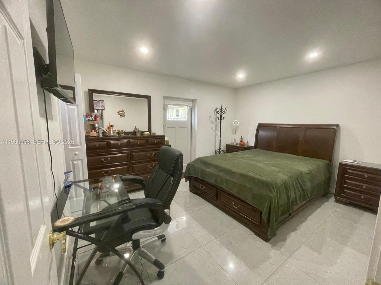 4518 NW 185th St, Miami Gardens, FL 33055 Photo