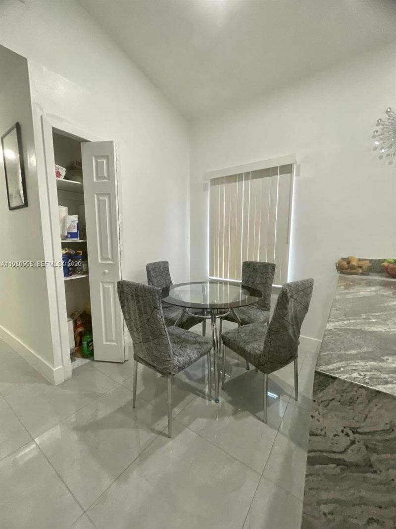 4518 NW 185th St, Miami Gardens, FL 33055 Photo