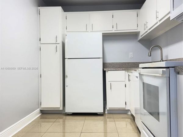 1800 Sans Souci Blvd, Unit 341, North Miami, FL 33181