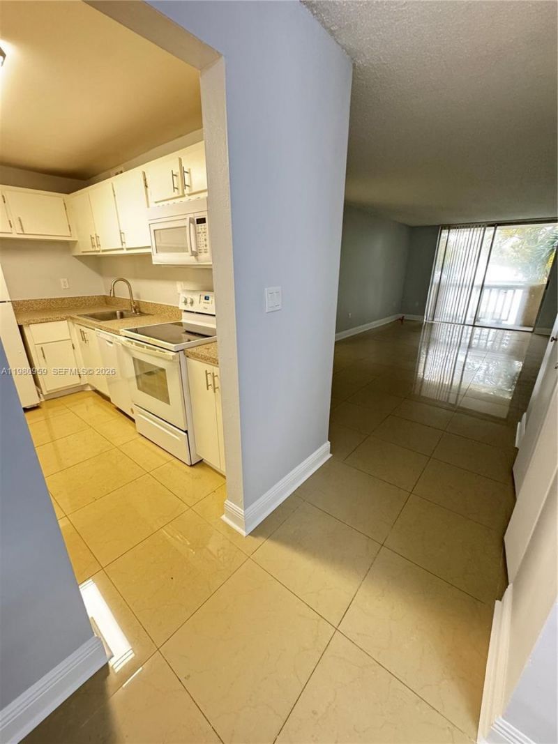 1800 Sans Souci Blvd, Unit 341, North Miami, FL 33181 Photo