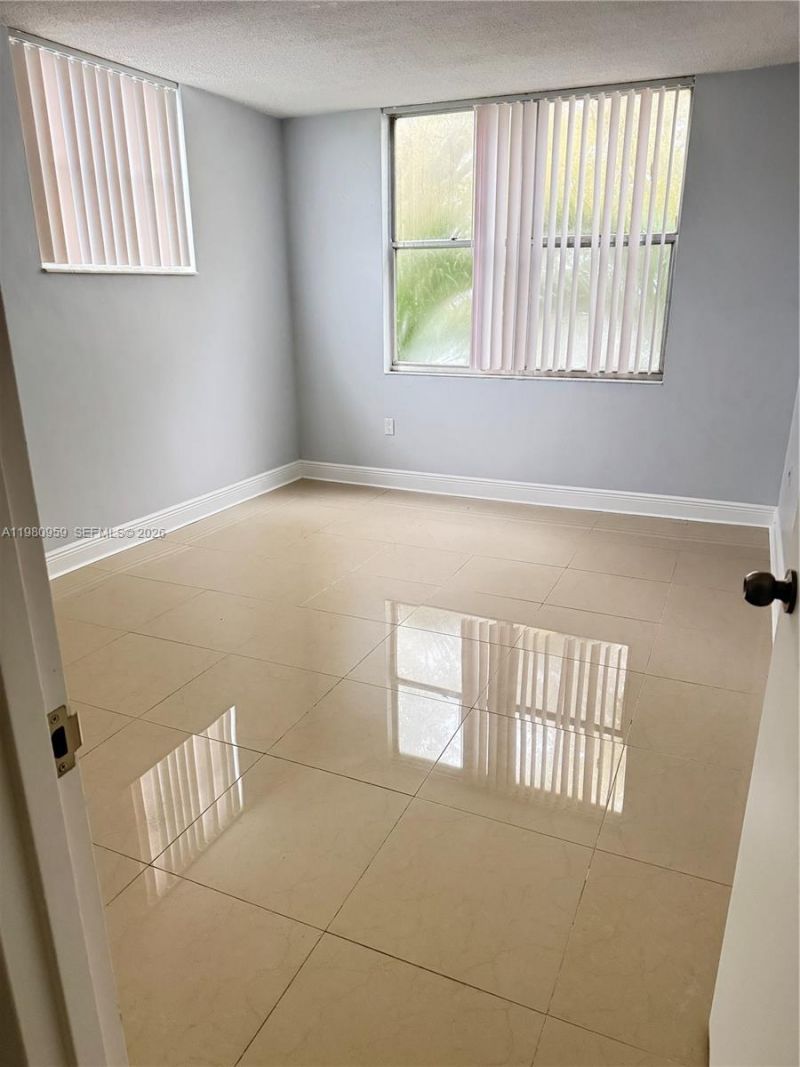 1800 Sans Souci Blvd, Unit 341, North Miami, FL 33181 Photo